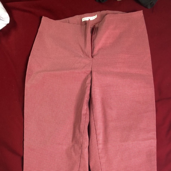 ✨Last chance -donating this week✨3/$30|90s Smart Set red checkered cropped pants - Picture 1 of 1